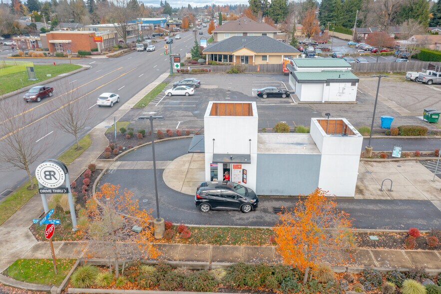 More Photos Of 4560 River Rd N, Keizer Restaurant For Sale