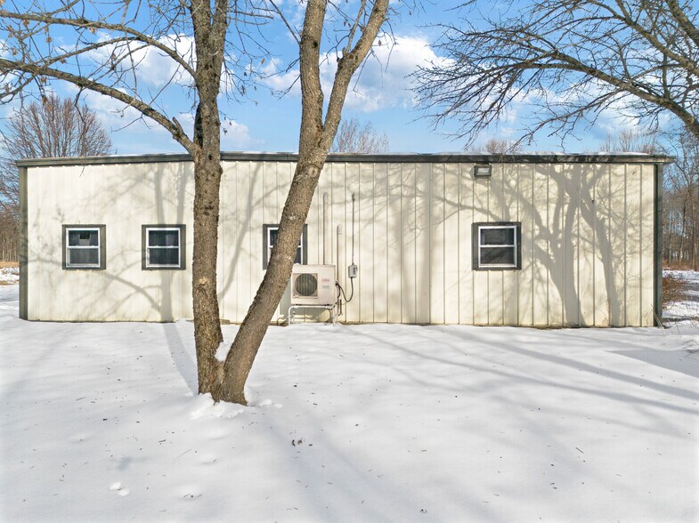 More Photos Of 120 Drummond Ave, Waterville Freestanding For Sale