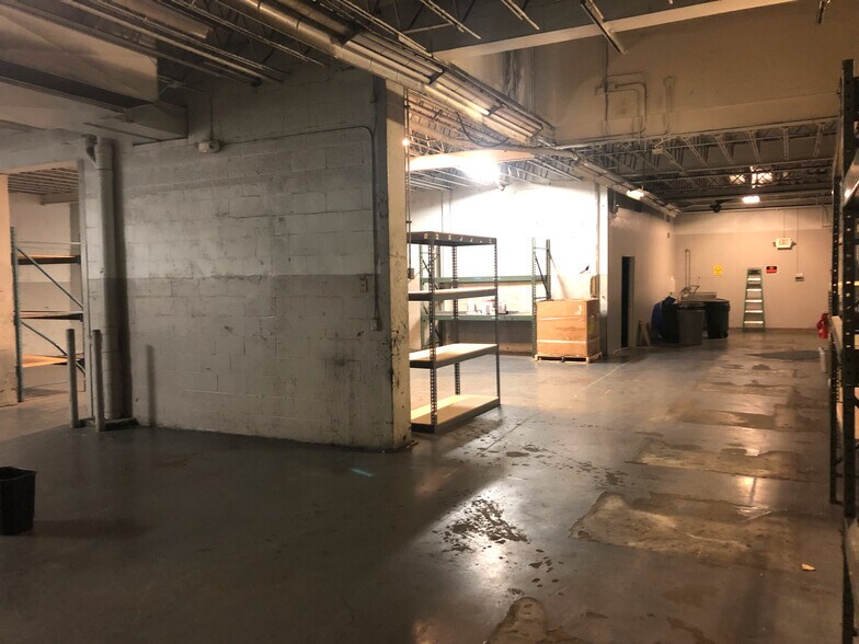 More Photos Of 100 S 6th Ave, West Bend Flex For Lease