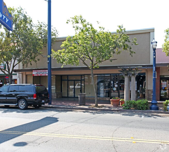 More Photos Of 821 Texas St, Fairfield General Retail For Sale