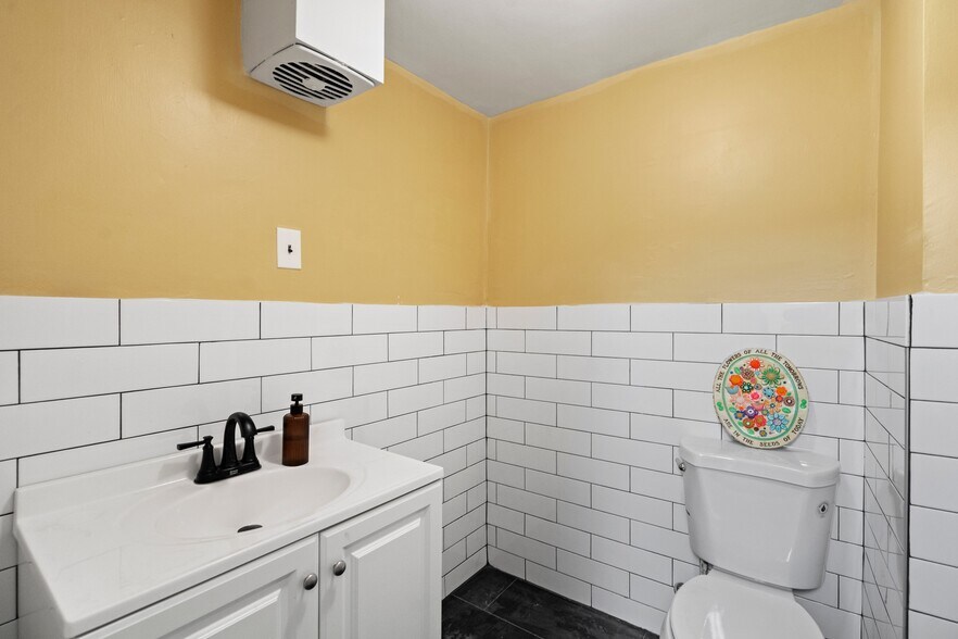 More Photos Of 200 N Village Ave, Rockville Centre Office Residential For Sale