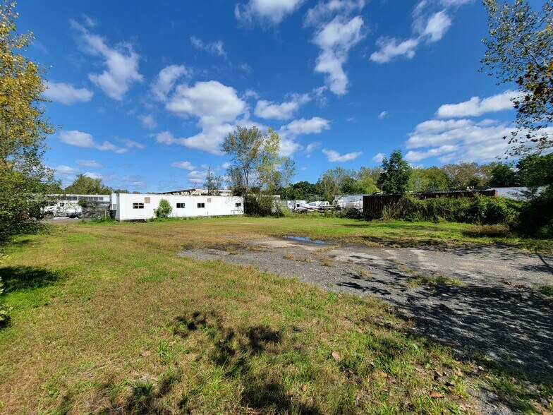 More Photos Of 375 Western Hwy, Tappan Land For Lease