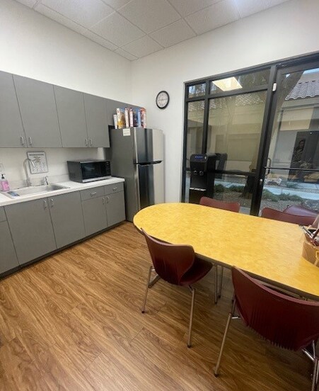 More Photos Of 9159 W Flamingo Rd, Las Vegas Office For Lease