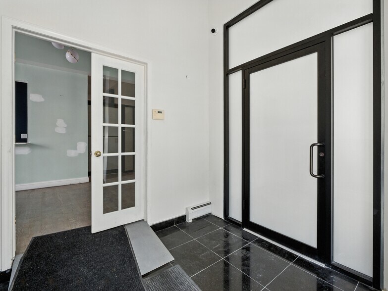More Photos Of 538-540 62nd St, West New York Loft Creative Space For Lease