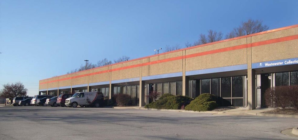 More Photos Of 9668-9680 Marion Rdg, Kansas City Light Manufacturing For Lease