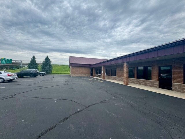 More Photos Of 2839 E Frontage Rd, Abrams Office For Lease