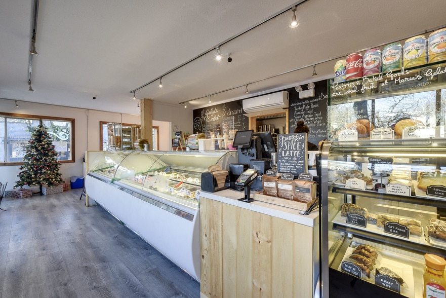 More Photos Of 9103 Glover Rd, Langley Storefront Retail Residential For Lease