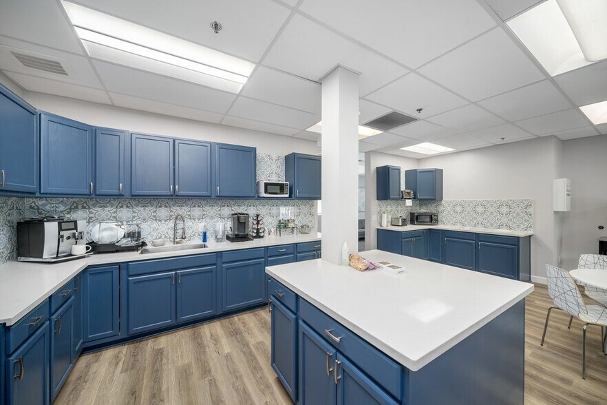 More Photos Of 1222-1224 Vine St, Paso Robles Office Residential For Sale