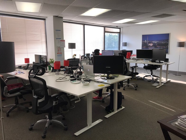 More Photos Of 194 Main St, Norwalk Office For Lease