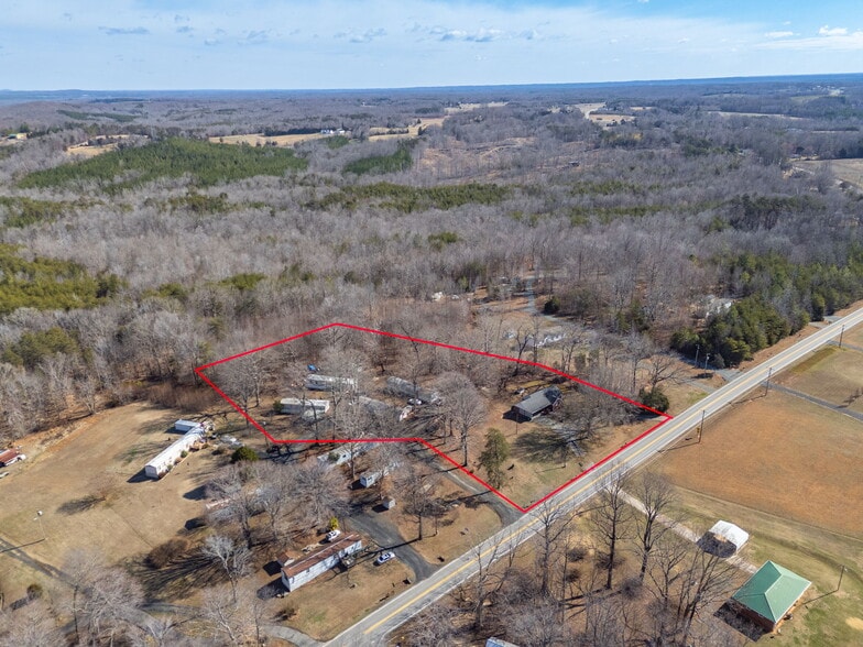 More Photos Of 5513 NC Highway 700, Eden Flex For Sale