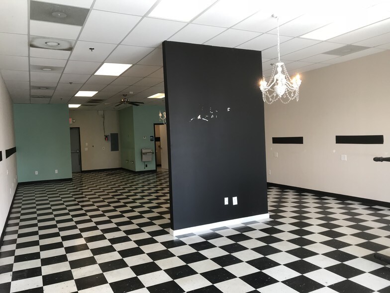More Photos Of 1820 Noah's Ark Rd, Jonesboro Storefront For Lease