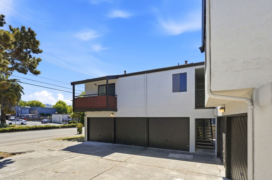 More Photos Of 3425 Carlson Blvd, El Cerrito Apartments For Sale