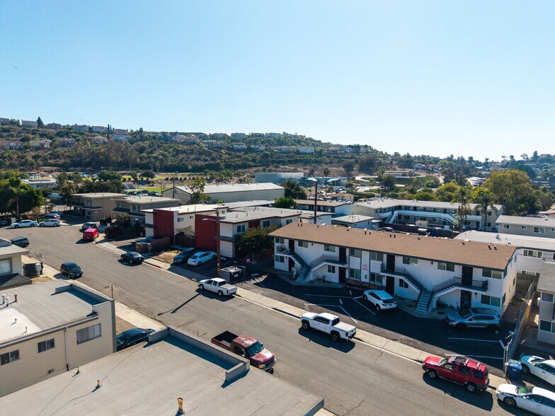 More Photos Of 4280-4284 Schoolridge Ln, La Mesa Apartments For Sale