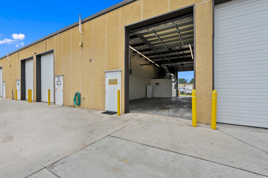 More Photos Of 1501 SE Decker Ave, Stuart Industrial For Sale