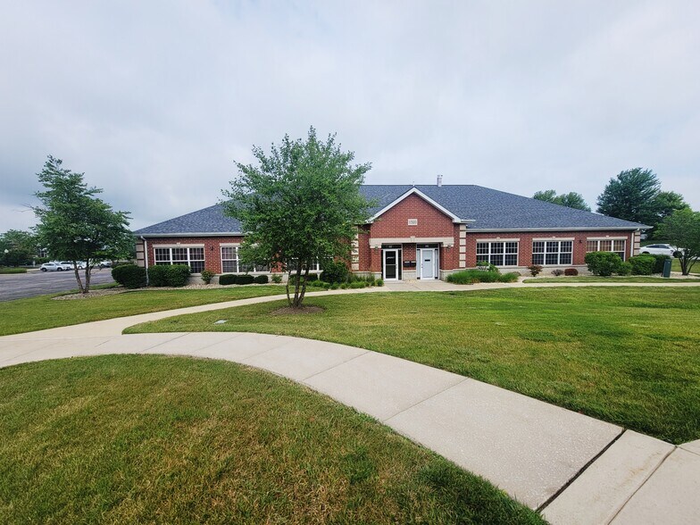 More Photos Of 11520 W 183rd St, Orland Park Medical For Sale