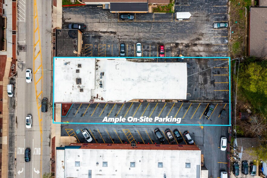 More Photos Of 25 S Cass Ave, Westmont Storefront For Lease