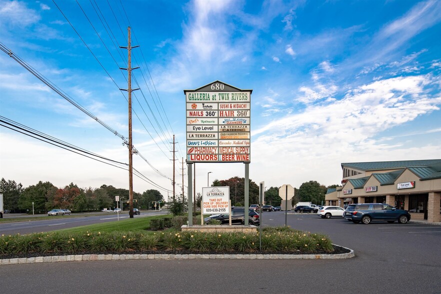 More Photos Of 680 Route 33 E, East Windsor General Retail For Lease