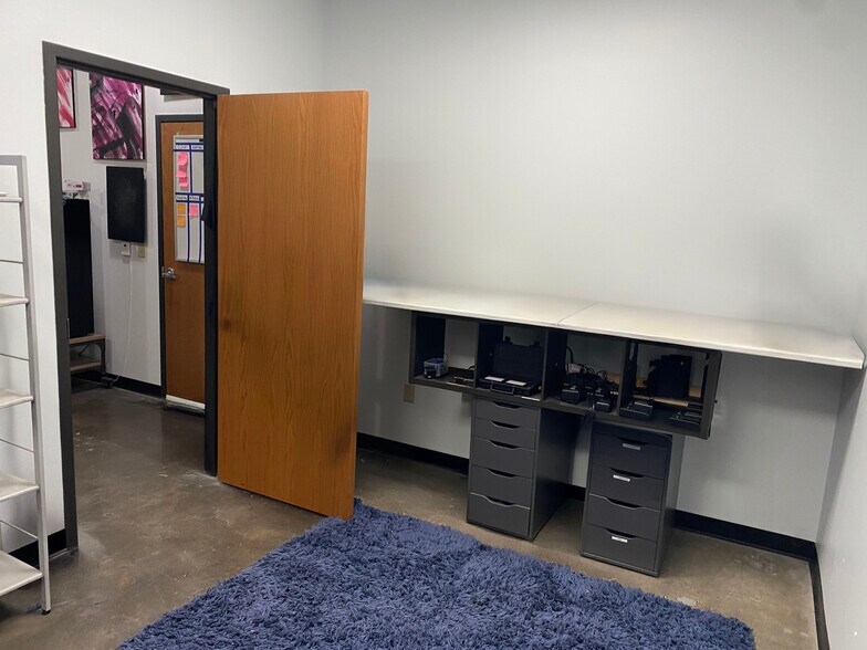 More Photos Of 114 S Main Ave, Sioux Falls Office For Lease