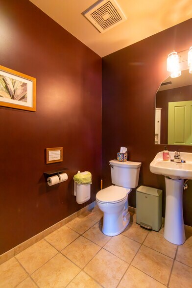 More Photos Of 1355 W Washington Blvd, Chicago Apartments For Sale