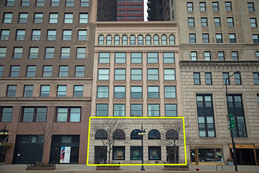 More Photos Of 318-320 S Michigan Ave, Chicago Apartments For Sale