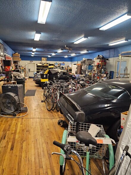 More Photos Of 1102 E Abriendo Ave, Pueblo Lodge Meeting Hall For Sale