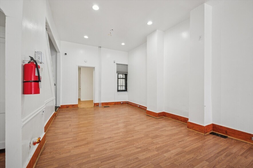 More Photos Of 2838 N 22nd St, Philadelphia General Retail For Sale