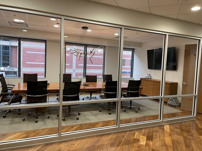 More Photos Of 130 S Main St, South Bend Office For Lease