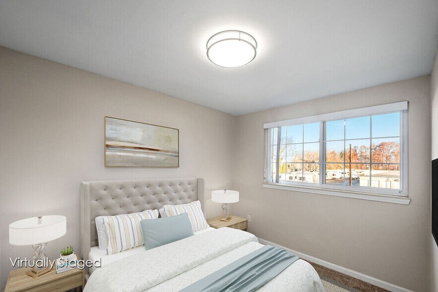 More Photos Of 425 Donovan St, South Lyon Apartments For Sale