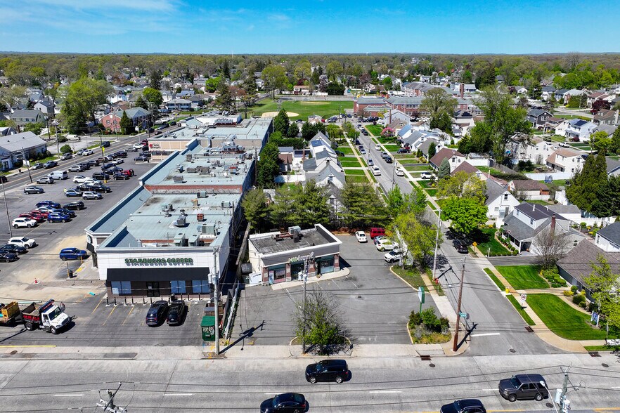 Primary Photo Of 4303 Merrick Rd, Massapequa Freestanding For Lease
