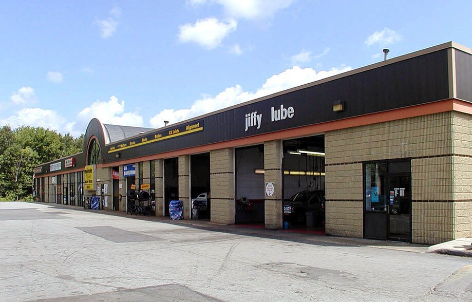 More Photos Of 507 Boston Tpke, Shrewsbury Freestanding For Lease