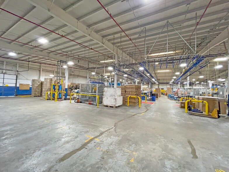 More Photos Of 673 Industrial Park Rd, Littleton Manufacturing For Lease