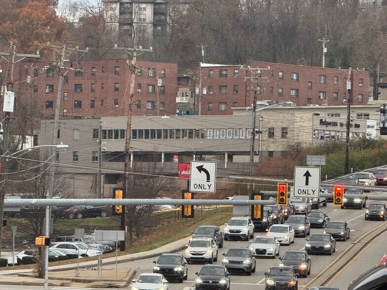 More Photos Of 1665 Washington Rd, Pittsburgh General Retail For Lease