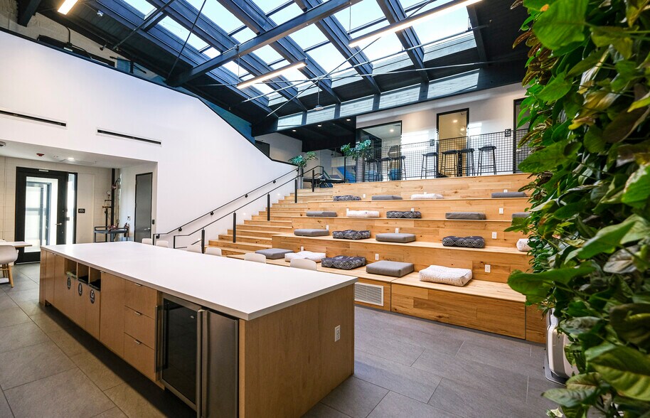 More Photos Of 420 E Carrillo St, Santa Barbara Office Residential For Lease