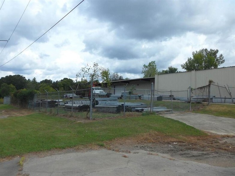 3924 W Northside Dr, Jackson, MS 39209 Retail For Lease
