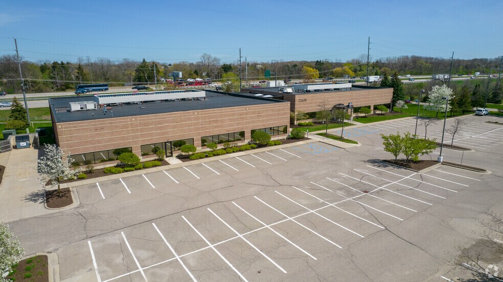 More Photos Of 22630 Haggerty Rd, Farmington Hills Research And Development For Lease