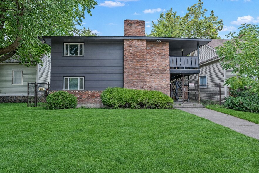 More Photos Of 943 E Augusta Ave, Spokane Apartments For Sale