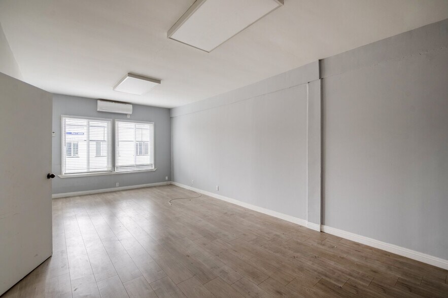 More Photos Of 2619-2629 Saturn Ave, Huntington Park Storefront Retail Office For Lease