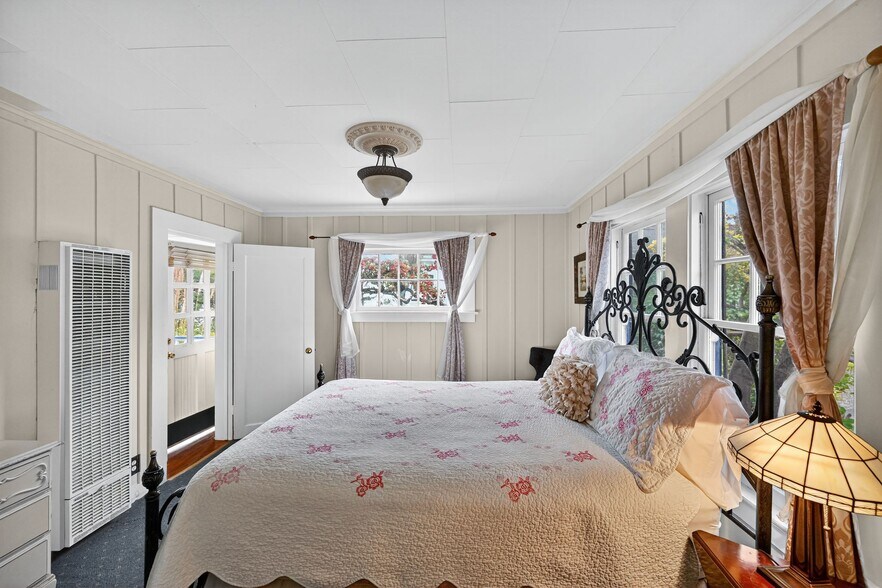 More Photos Of 620 El Salto Dr, Capitola Hospitality For Sale