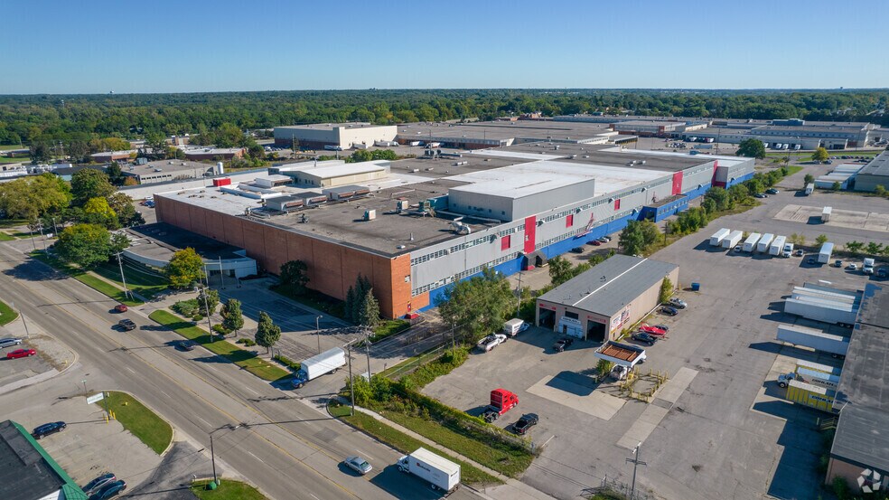 More Photos Of 3800 Eastern Ave SE, Wyoming Manufacturing For Lease