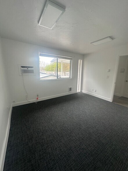 More Photos Of 9494 N Government Way, Hayden Office For Lease