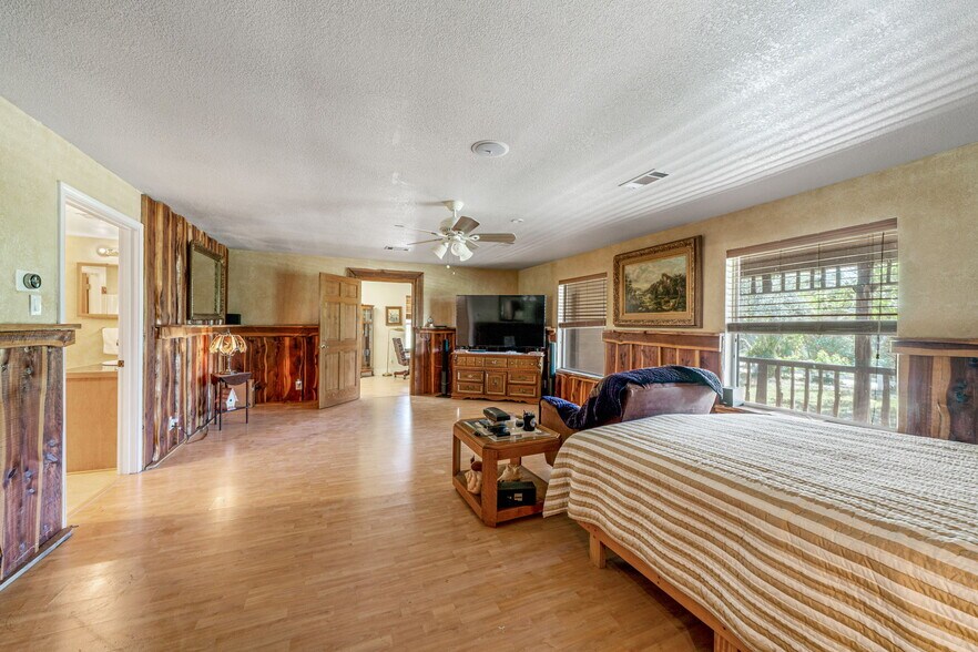 More Photos Of 1551 N Windy Knoll Dr, Devine Land For Sale