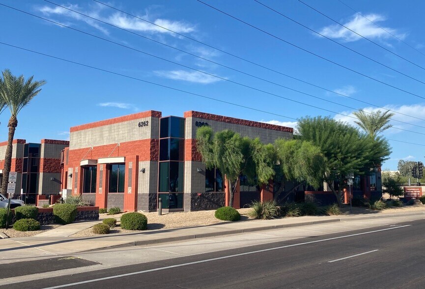 More Photos Of 6262 E Broadway Rd, Mesa Medical For Lease
