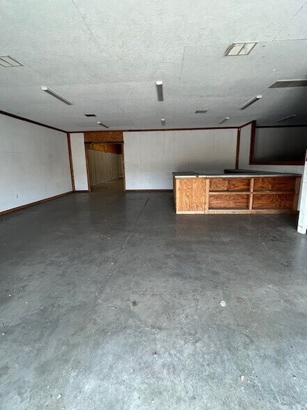 More Photos Of 160 S General Bruce Dr, Temple Warehouse For Lease