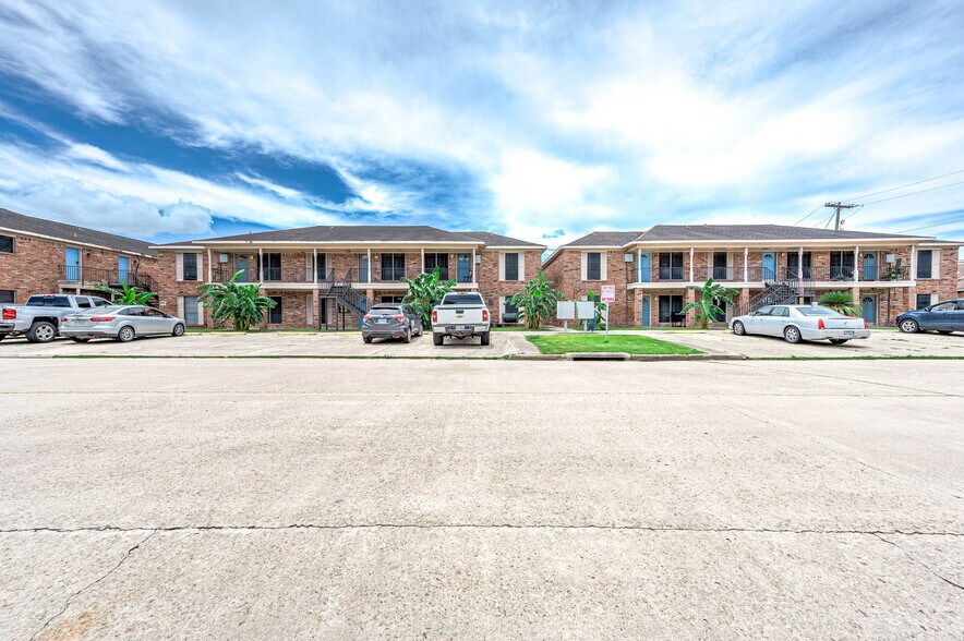 More Photos Of , Alvin Multifamily For Sale