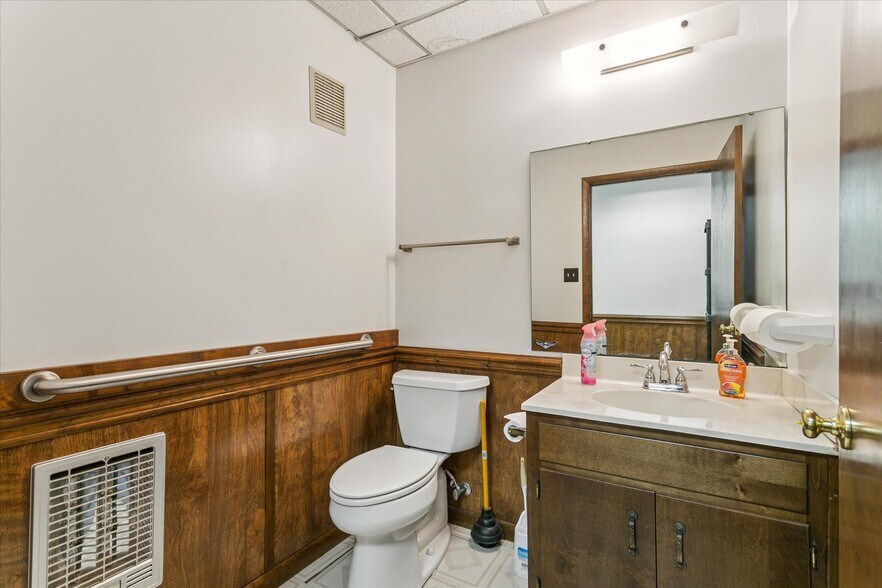 More Photos Of 110 Production Dr, Yorktown Manufacturing For Sale