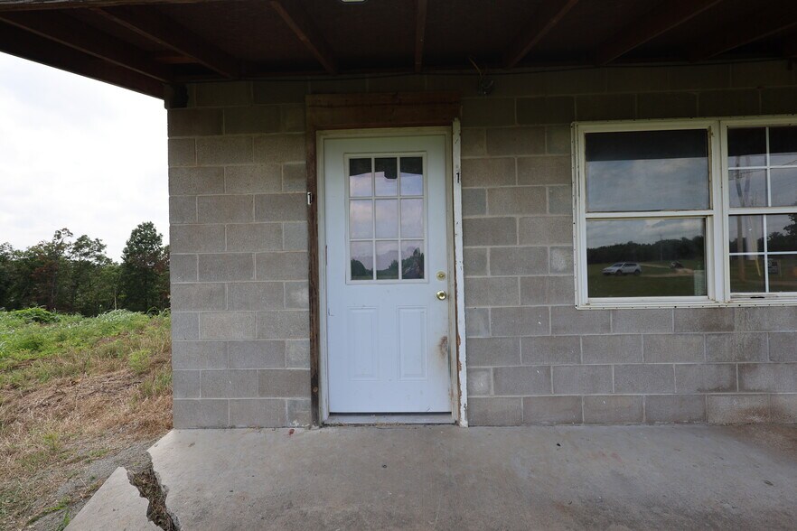 More Photos Of 25377 Welling rd, Welling Apartments For Sale
