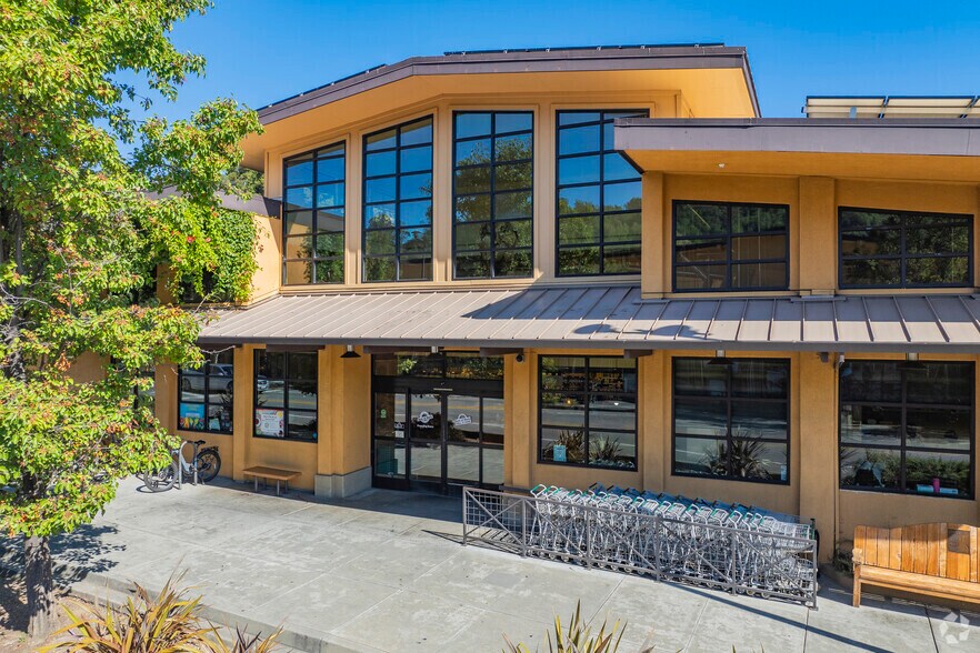 More Photos Of 701-771 Center Blvd, Fairfax Unknown For Lease