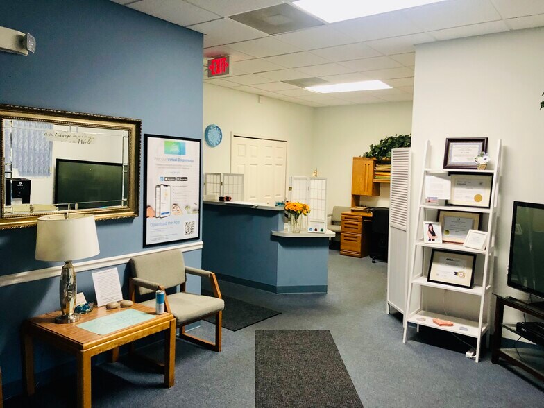 More Photos Of 214 Pasadena Ave S, Saint Petersburg Office For Lease
