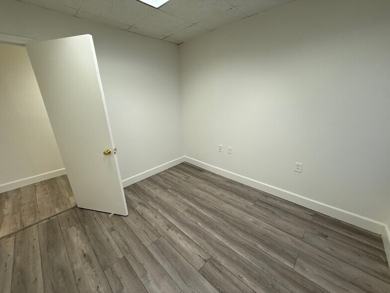 More Photos Of 414 S Prospectors Rd, Diamond Bar Unknown For Lease