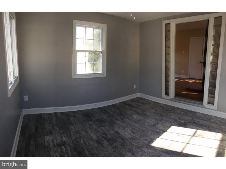 More Photos Of 841 Edge Hill Rd, Glenside Apartments For Sale